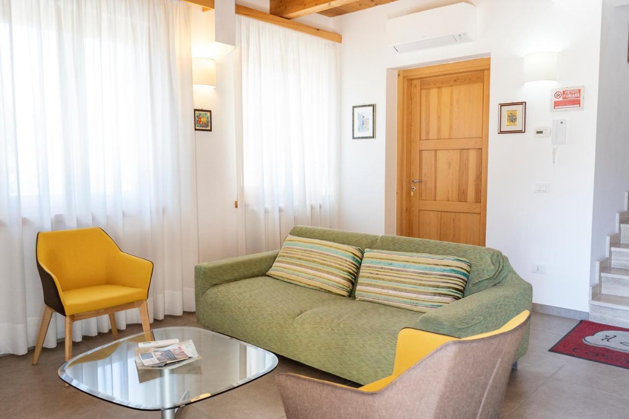 Il Sogno Hotel Montesano sulla Marcellana Екстериор снимка